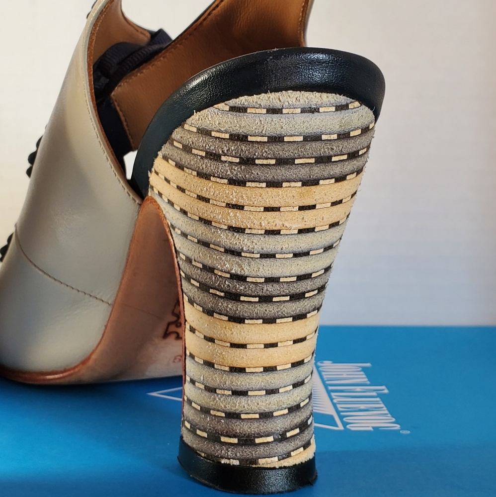 Fluevog Miracles Levitation sz9 cream and black - Picture 10 of 12